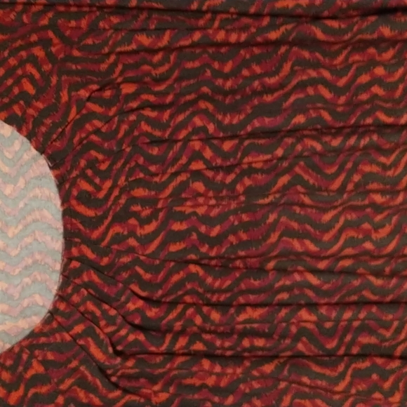 Rafaela woman's P/L scoop neck pleated blouse - Picture 3 of 10